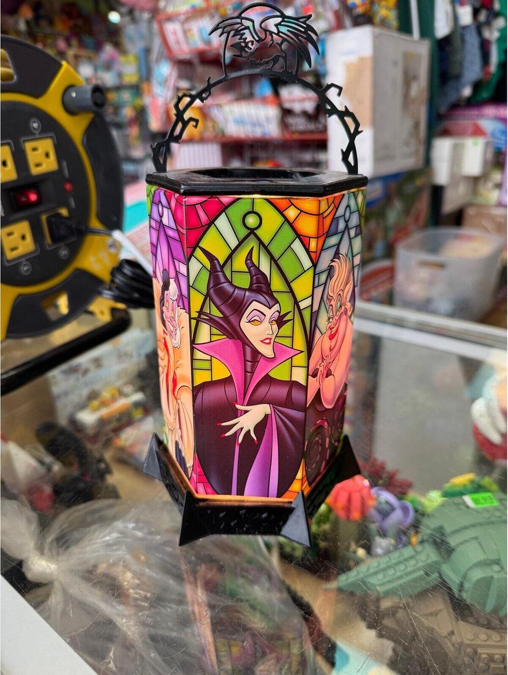 Scentsy Disney VILLAINS Wax warmer ALL THE RAGE Ursula Maleficent NEW